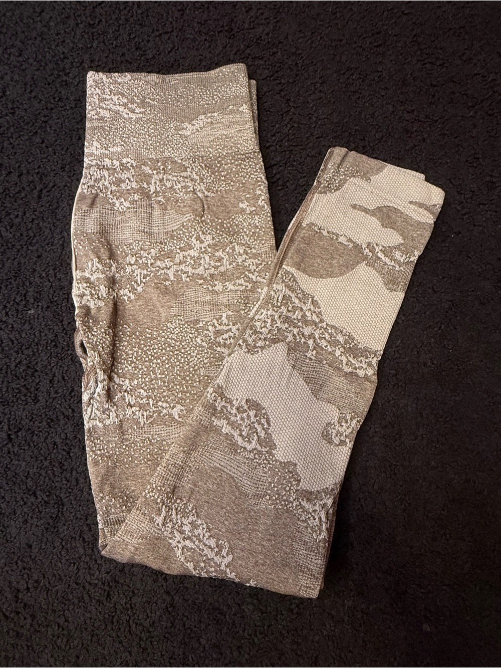 Gymshark Beige/Tan Seamless Leggings